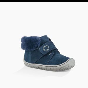 UGG Jorgen Boots toddler 5 navy blue